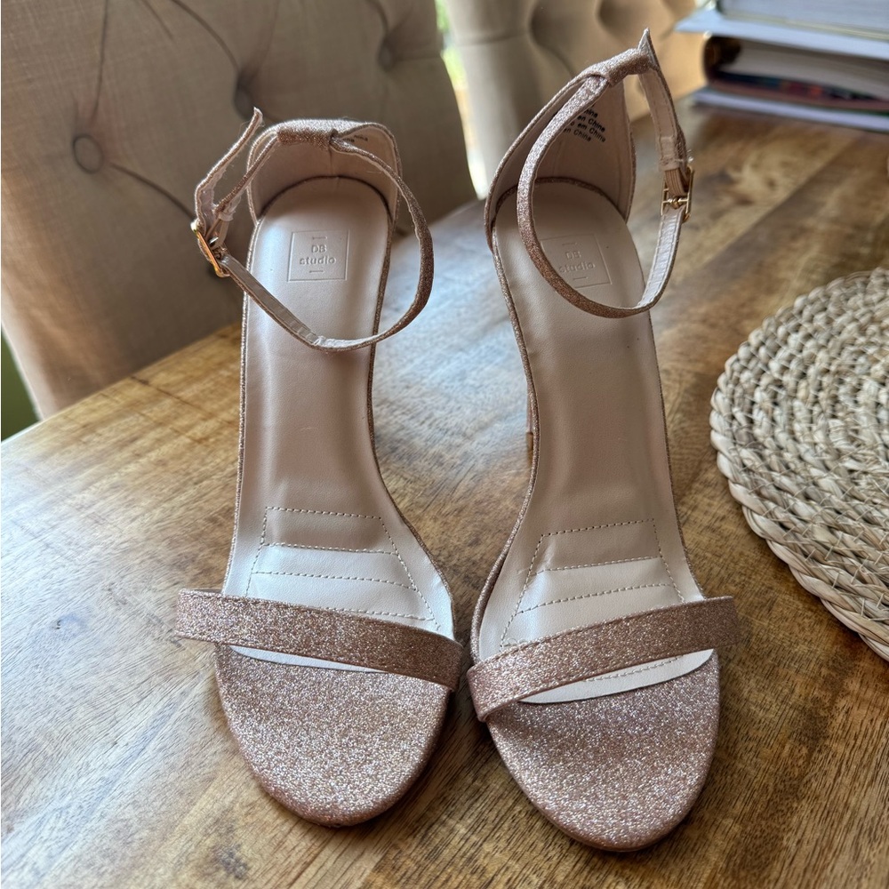 DB Studio Glittery Pink Heels